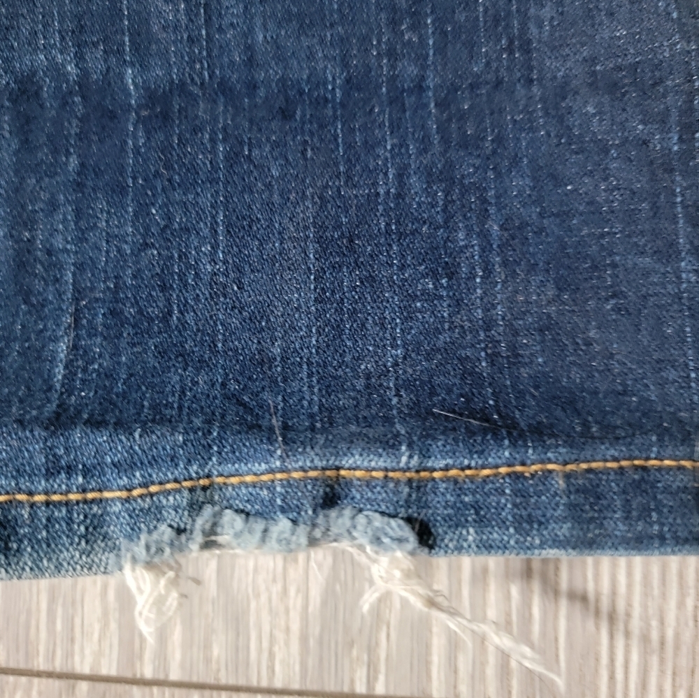 True Religion Jeans - Picture 6 of 7